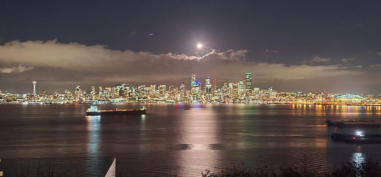 180 Degree, Unobstructed Bluff View! Apartman Seattle Kültér fotó